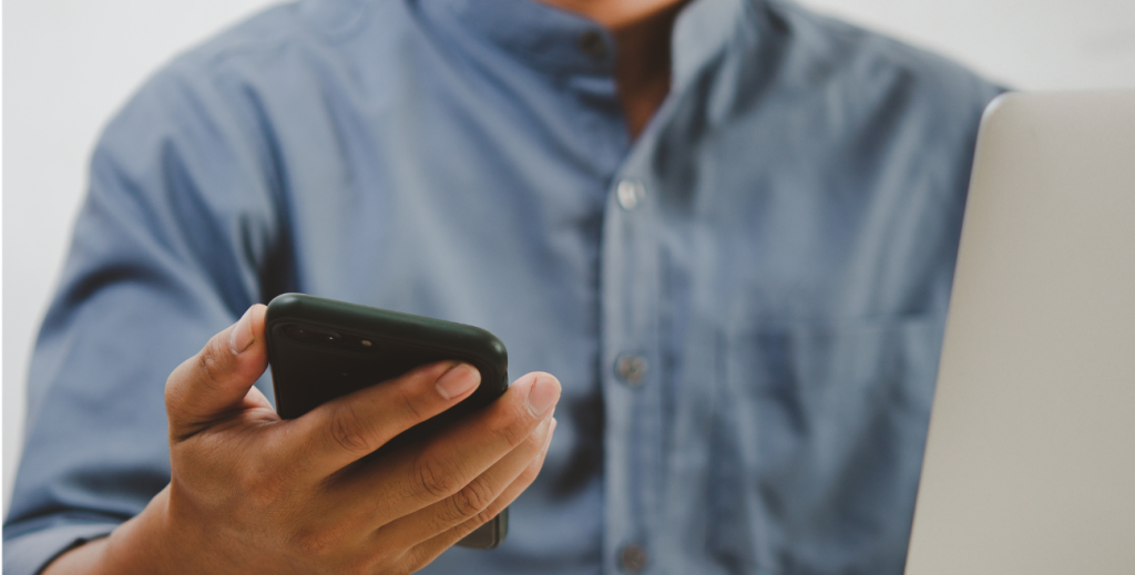 Restringir uso celular corporativo com bloqueio de aplicativos e controle de acesso para garantir uso exclusivo no trabalho